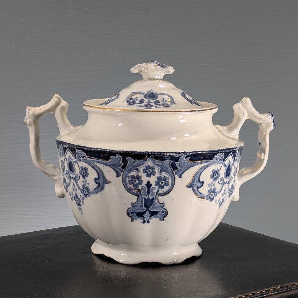 Antique Art Nouveau covered storage jar by Myott Son & Co England Marlboro